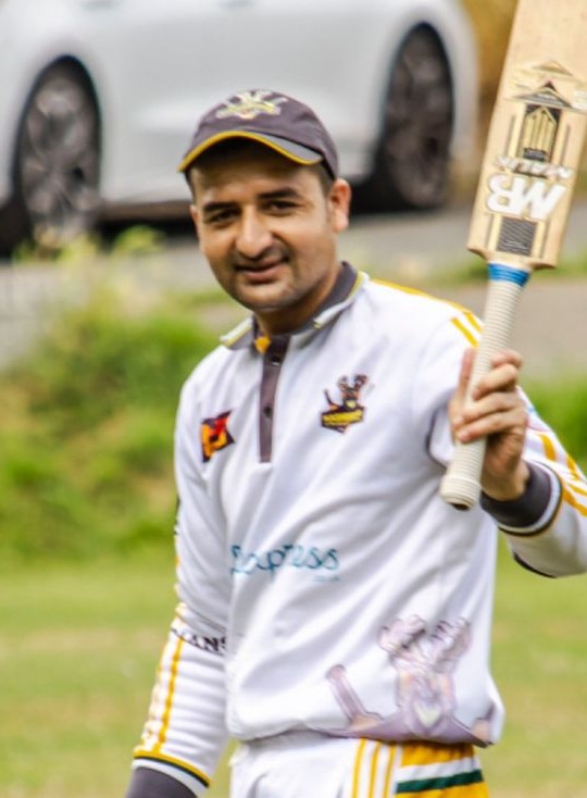 Naeem Khursheed, Kashmirian CC 105 runs