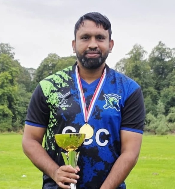 Abid Fareed, Nathia United CC 4 for 16 runs
