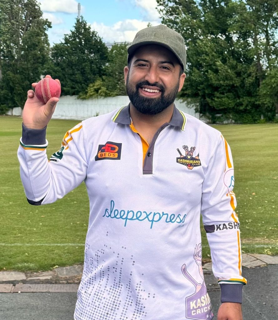 Ahsan Sajid Mir, Kashmirians CC 3 for 39 runs