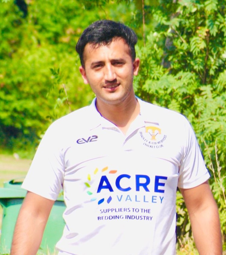Irfan Khan, Gujarkhan 4 wickets for 8 runs