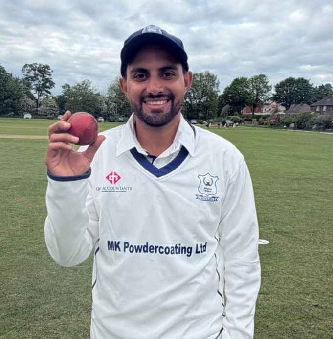 Vikas Dixit, Bhalot Strikers CC 4 wickets for 9 runs