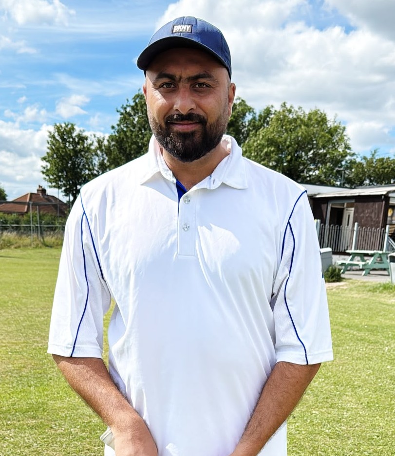 Muhammad Zeeshan, AQ KHAN 2ND 34 Runs