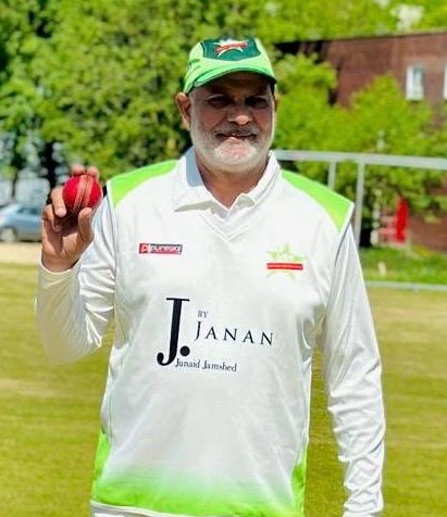 Ijaz Shah 7.1 4 7 3 wickets From Friends CC