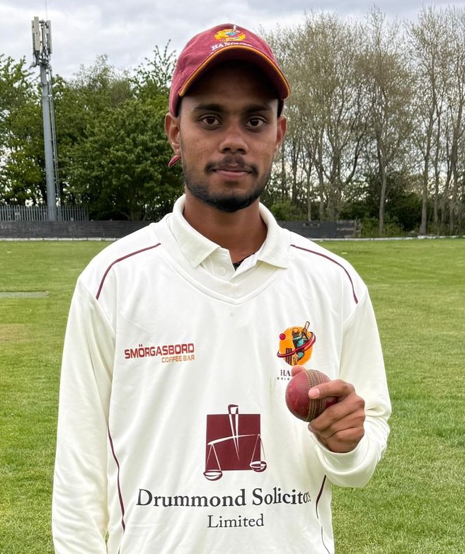 Shakul Shakya, Hanover 4 for 21 runs