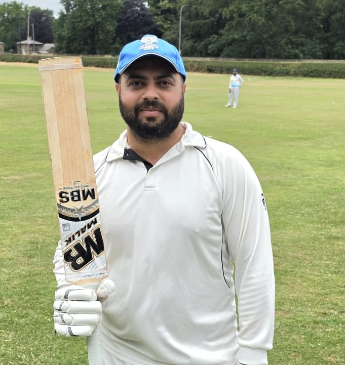 Usman Fareed Nathia United 71 Runs
