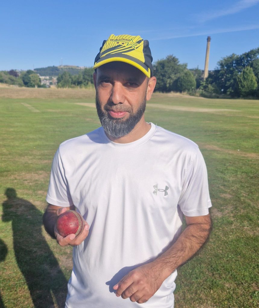 Zahid Shah Bukari, Wakefield Stars 4 for 25 runs